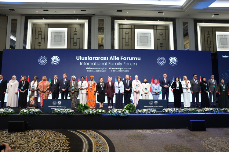 Bakan Göktaş: Aile küresel gündem maddesi olmalı