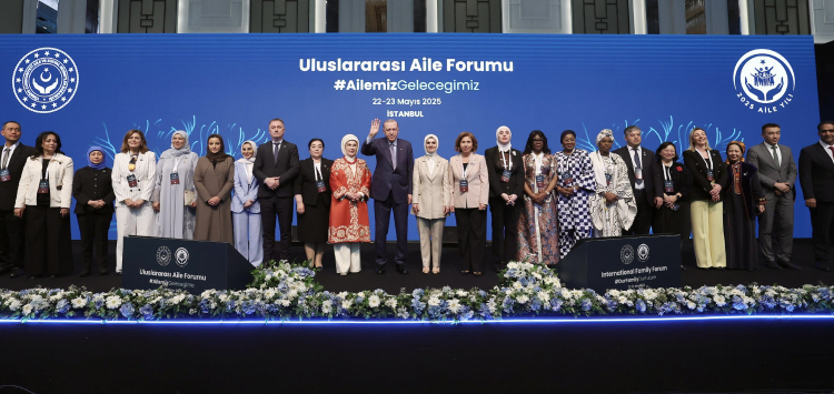 Bakan Göktaş'tan yoğun "aile diplomasisi"