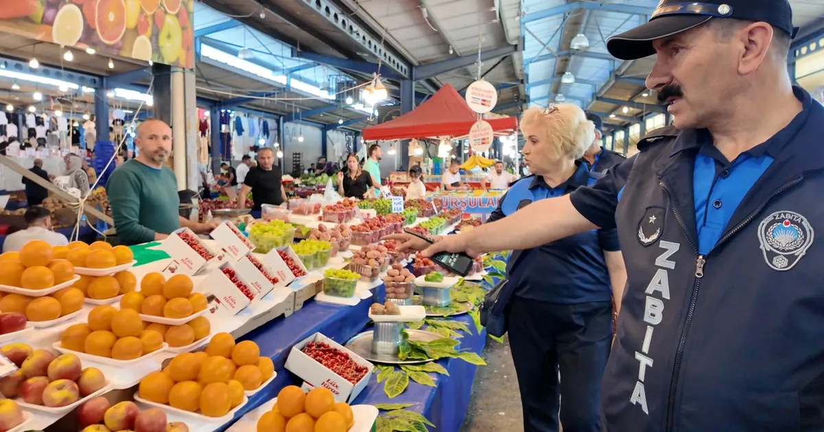 Bakırköy Zabıtası güvenli alışveriş için denetimleri sürdürüyor