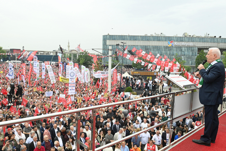 Başkan Bozbey'den CHP'nin Bursa mitinginde adalet ve demokrasi çağrısı