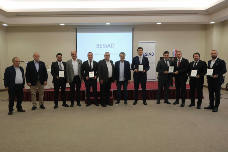 BESİAD'da Sinan Topuk güven tazeledi
