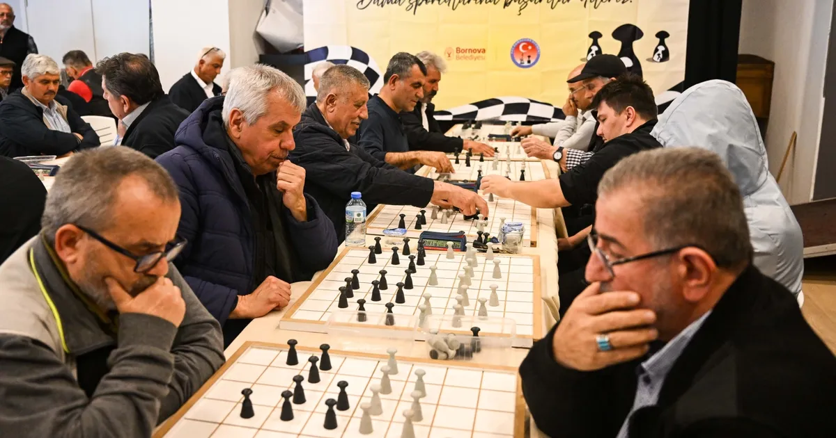 Bornova'da damada uluslararası buluşma