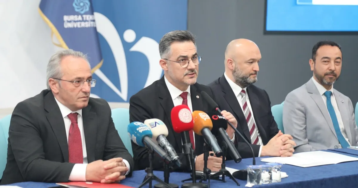 BTÜ'den liselilere iki dev proje... Akademisyenler okullarda, öğrenciler üniversitede