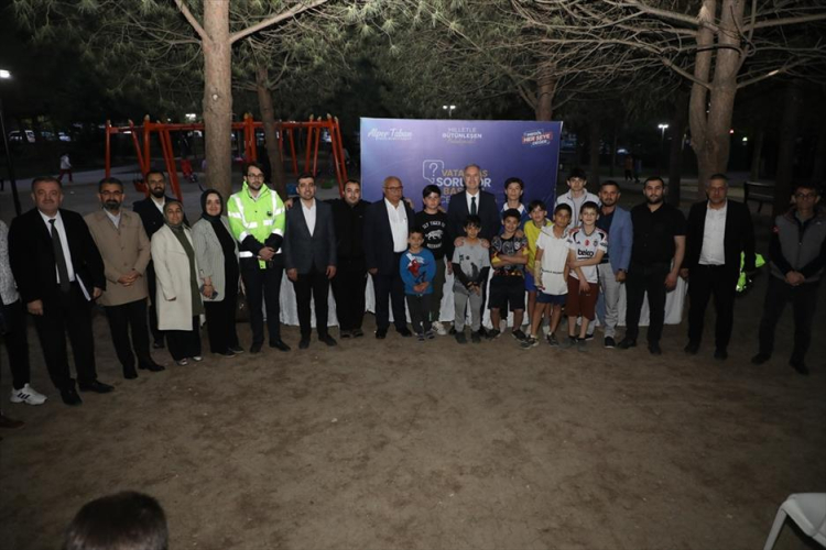 Bursa İnegöl'de mahalle buluşmaları devam ediyor
