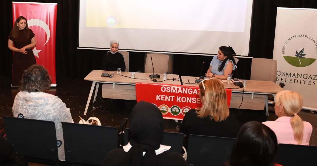 Bursa Osmangazi'de kadınlara menopoz bilinci