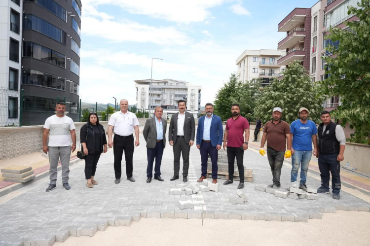 Bursa Yenişehir’de yol çalışmaları hız kesmeden devam ediyor