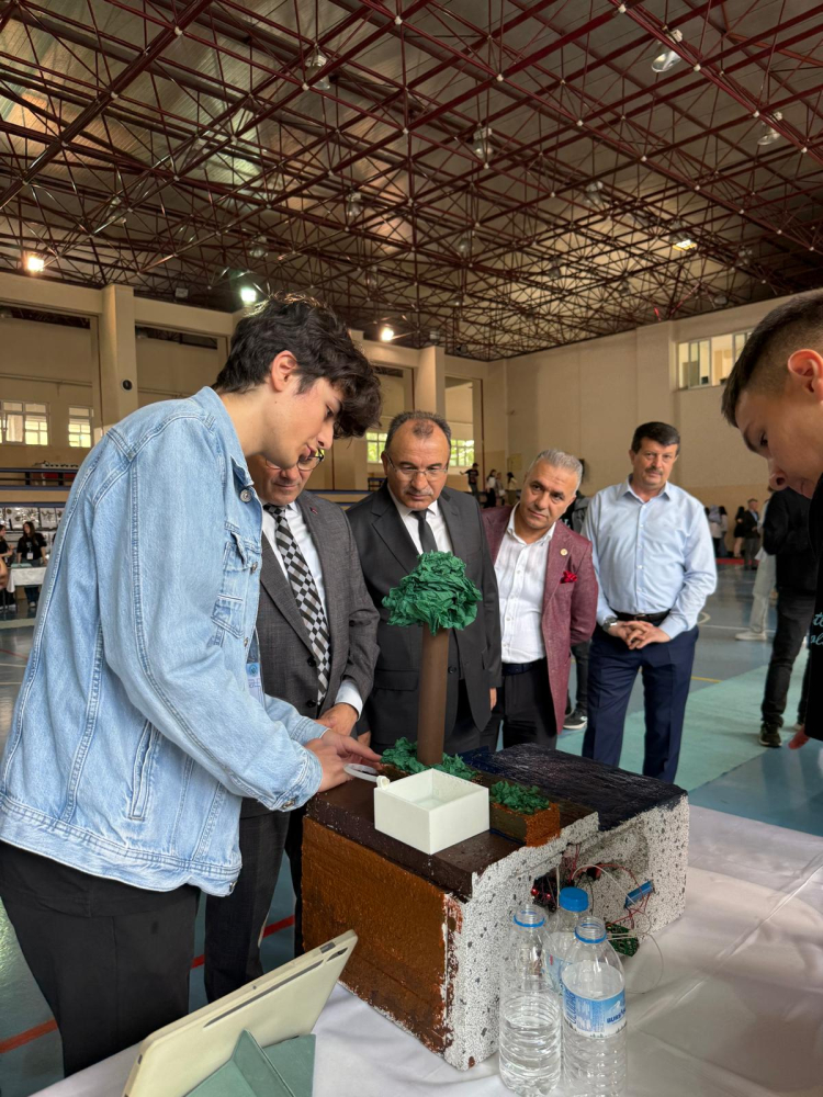 Bursa Yıldırım Ulubatlı Hasan Anadolu Lisesi’nden TUBİTAK başarısı