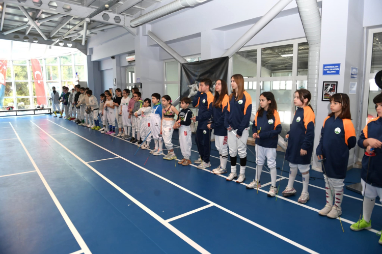 Bursa'da Osmangazi Belediyesi’nden eskrim salonu
