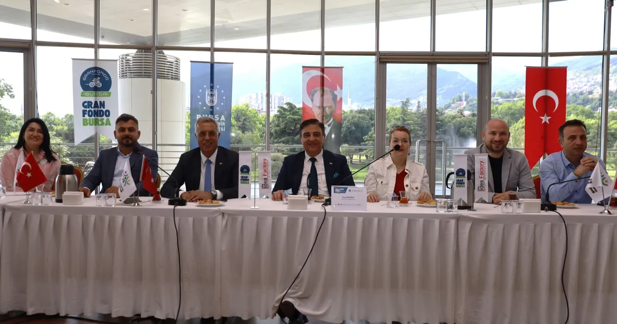 Bursa'da pedallar Gran Fondo için dönecek