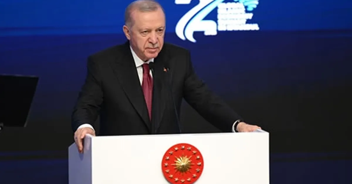 Cumhurbaşkanı Erdoğan: İslam dünyası ticaret ve finans iş birliğini güçlendirmeli