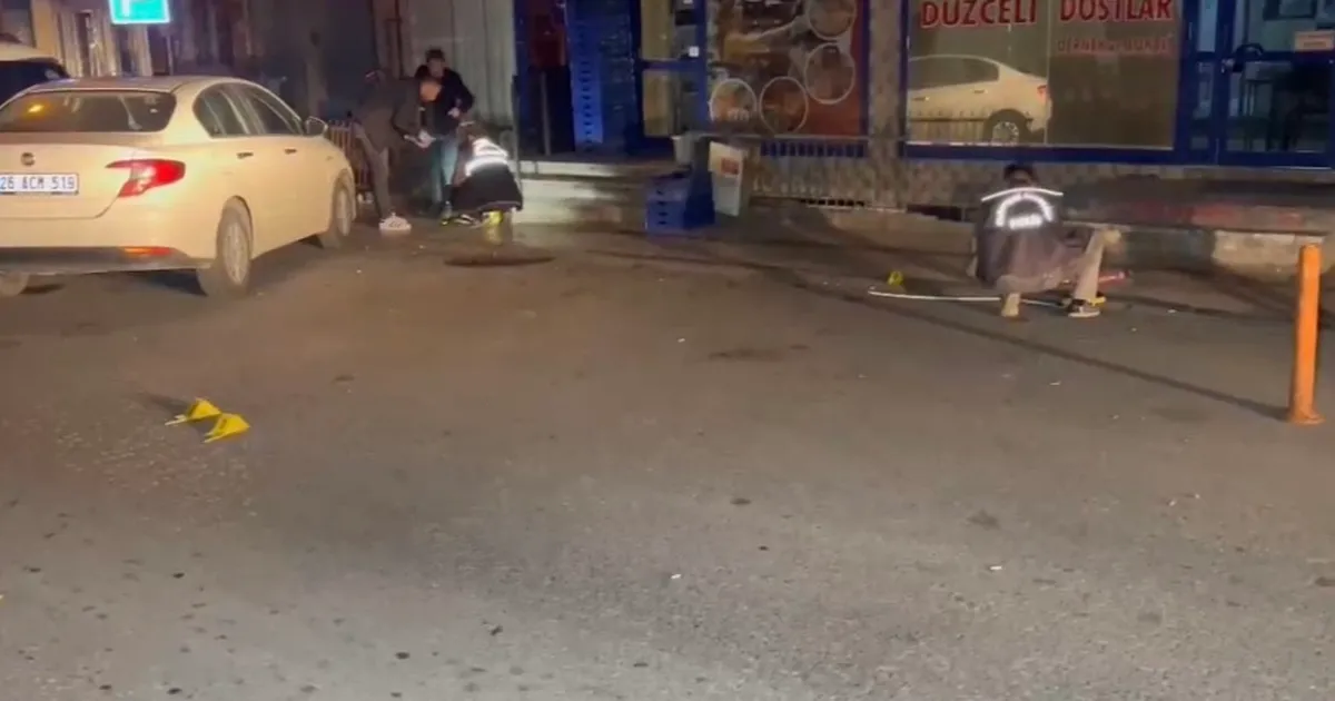 Düzce’de kıraathanede silahlı kavga: 1 yaralı, 1 gözaltı!