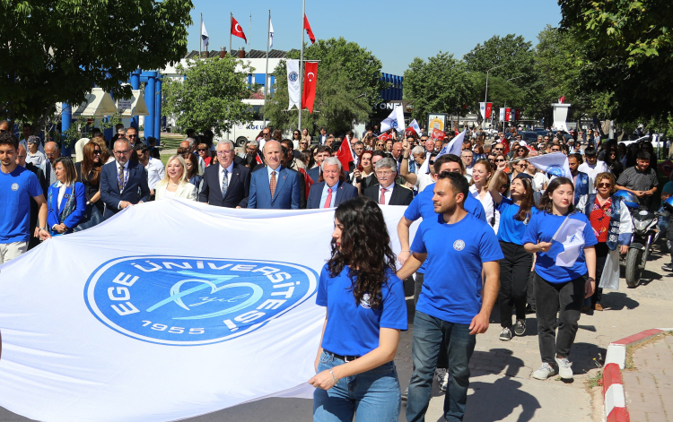 Ege Üniversitesi’nde 70. yıl coşkusu... Hedef, sağlıkta mükemmeliyet