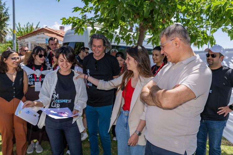 Genç tasarımcılar İzmir’i güzelleştiriyor