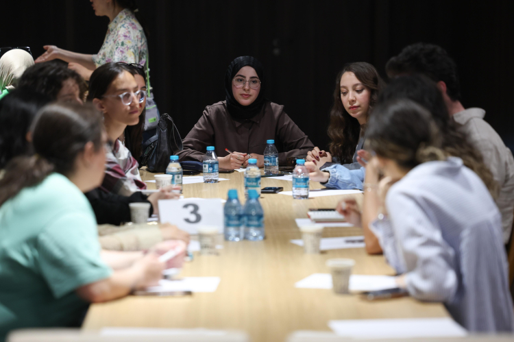 Gençler iklim sorunları için buluştu