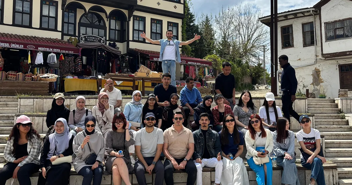 Gençler, Sakarya’yı Büyükşehir'le keşfetti