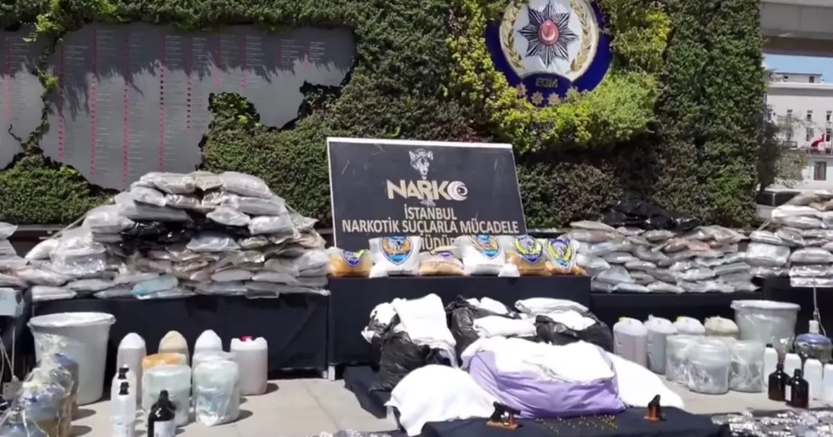 İstanbul'da zehir tacirlerine büyük darbe!