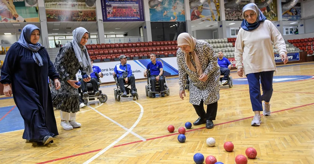 İzmir Boccia takımının görünmez kahramanları... Fedakâr anneler çocukların en büyük destekçisi