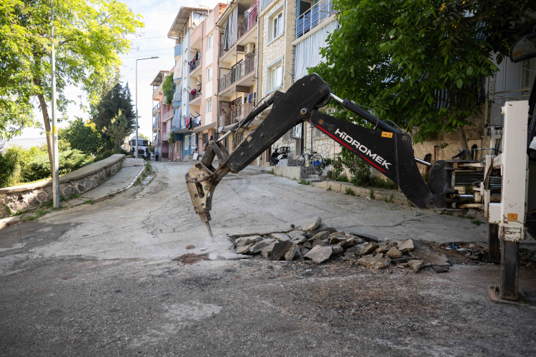 İzmir Bornova’nın yokuşları daha güvenli olacak