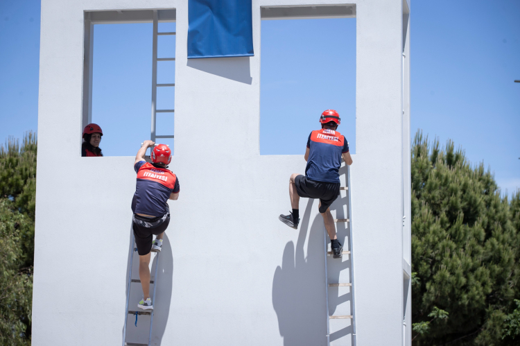 İzmir Çiğli'de itfaiyeye modern istasyon