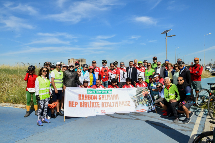 İzmir Çiğli’de pedallar doğa için döndü