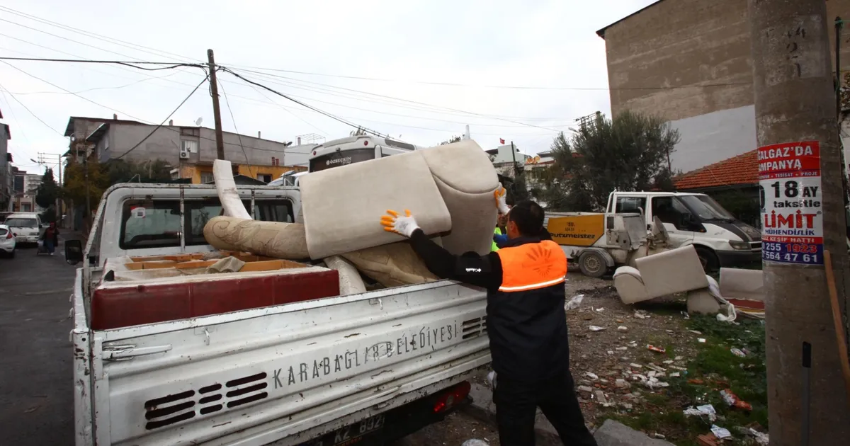 İzmir Karabağlar’da çevre kirliliğine geçit yok!