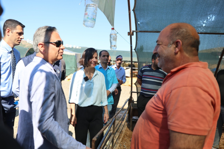 İzmir Karabağlar'da Kurban Bayramı öncesi örnek uygulama