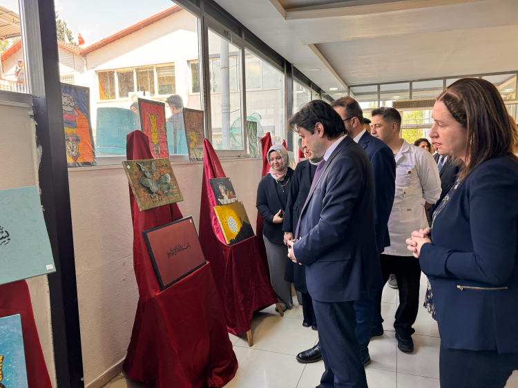 Kahramanmaraş’ta danışanların emekleri sergilendi