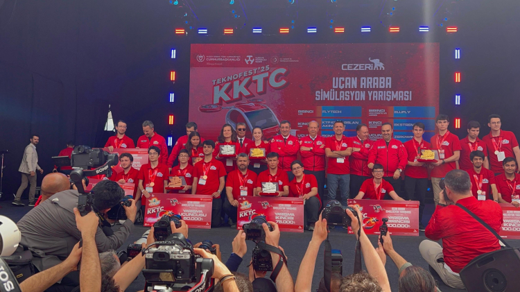 Kapsül'e KKTC'de çifte ödül