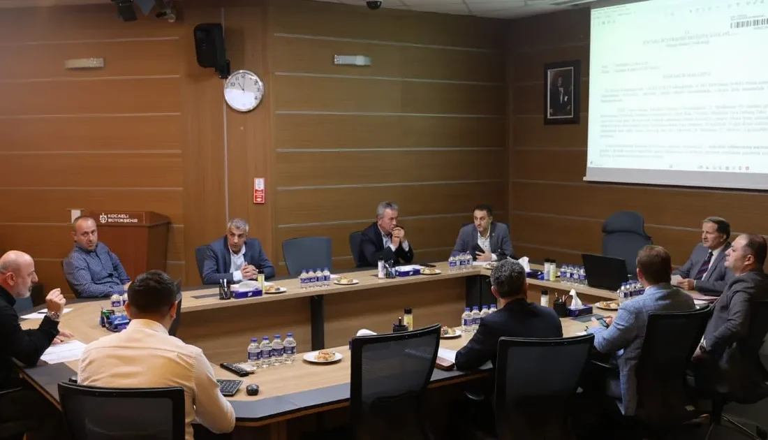 Kocaeli Büyükşehir encümen toplantısında,