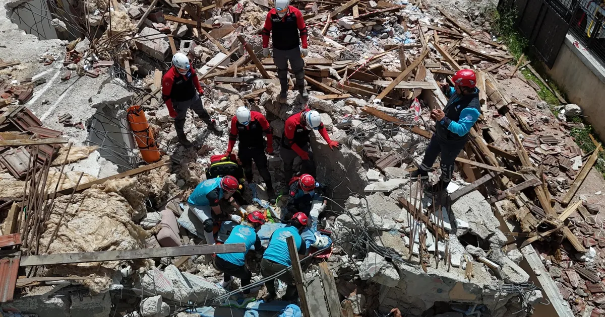 Kocaeli’deki deprem tatbikatı gerçeği aratmadı