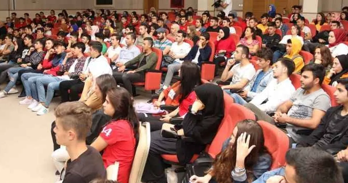 Kocaeli'nde gençlere online staj imkânı
