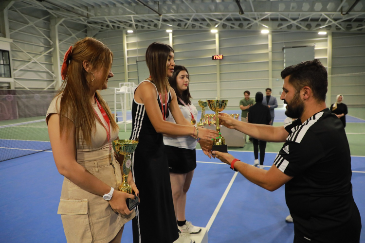 Konya Karatay Tenis Turnuvası tamamlandı