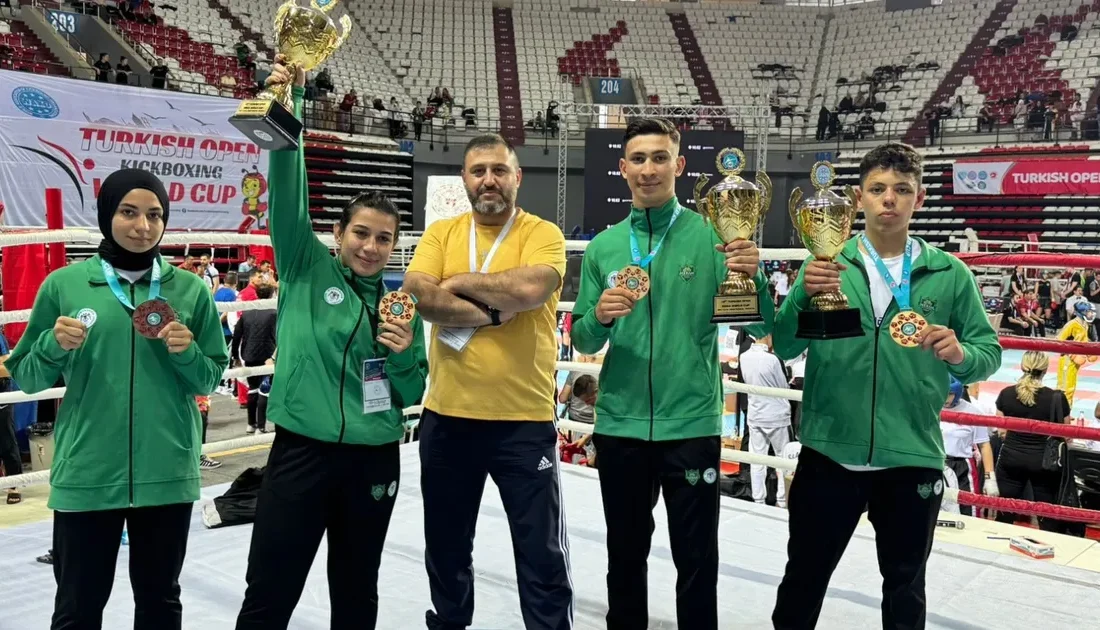 Konya Meram Belediyespor kick