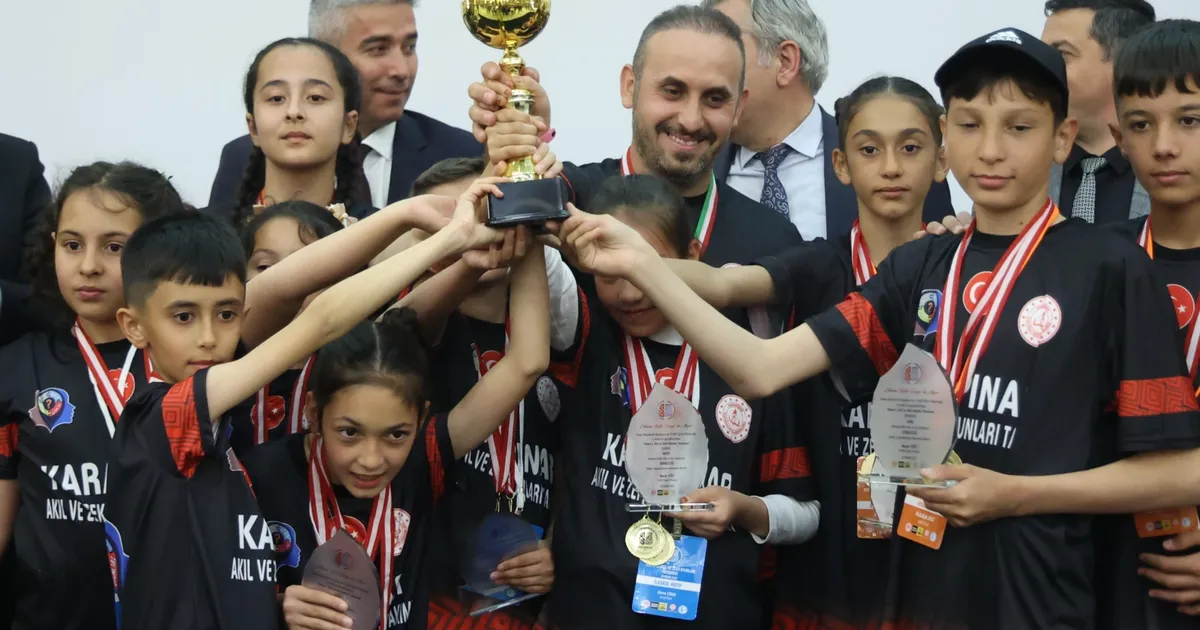 Konya'da 6. Akıl ve Zeka Oyunları yarışması büyük heyecana sahne oldu