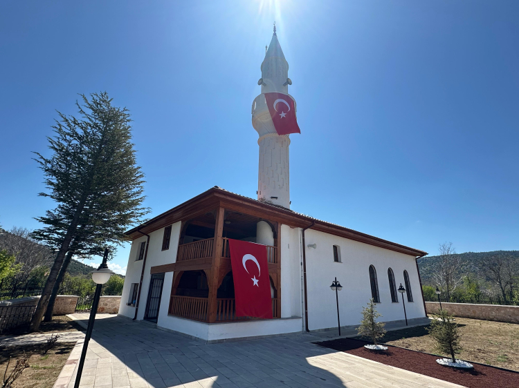 Konya'da Ecevitzade Kadı Mehmed Efendi Camii açıldı