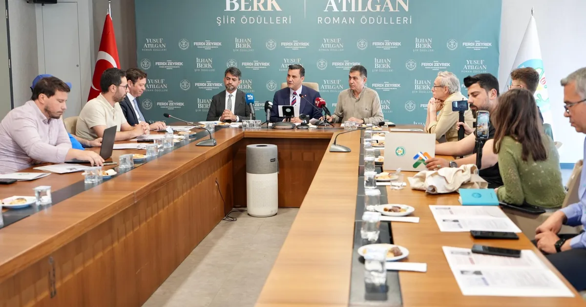 Manisa Büyükşehir’den edebiyata önemli katkı