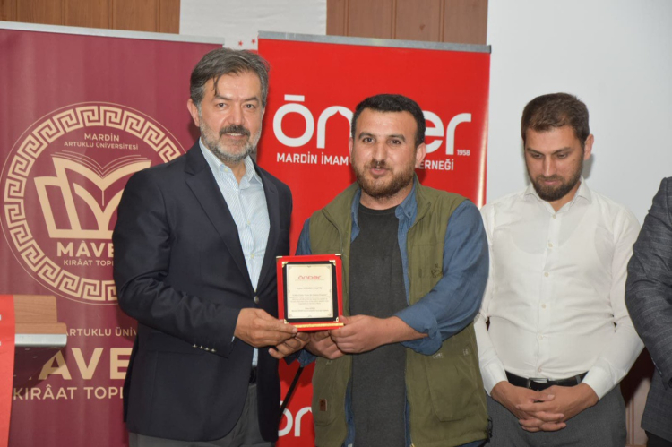 Mardin’de şiirle dayanışma! Gazze temalı dinleti büyük ilgi gördü