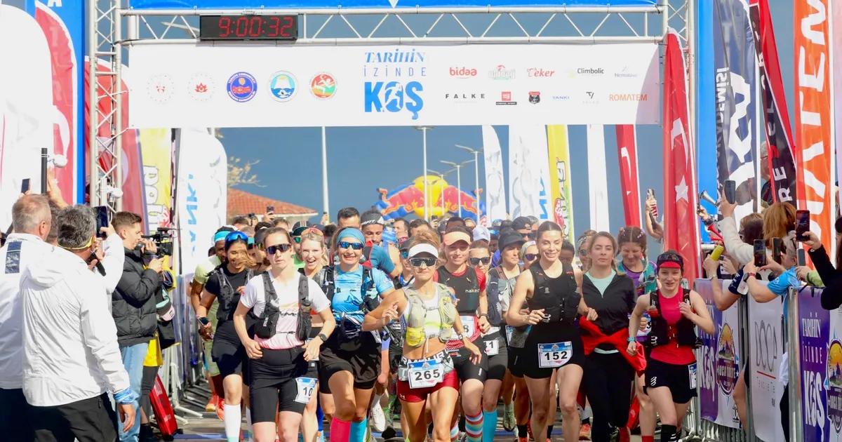 Mudanya’da 19 Mayıs’a özel koşu… 367 sporcu doğa ve tarihin izinde koştu