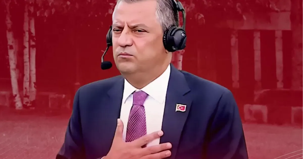 Özgür Özel'e yumruklu saldırı! Şüpheli gözaltında!