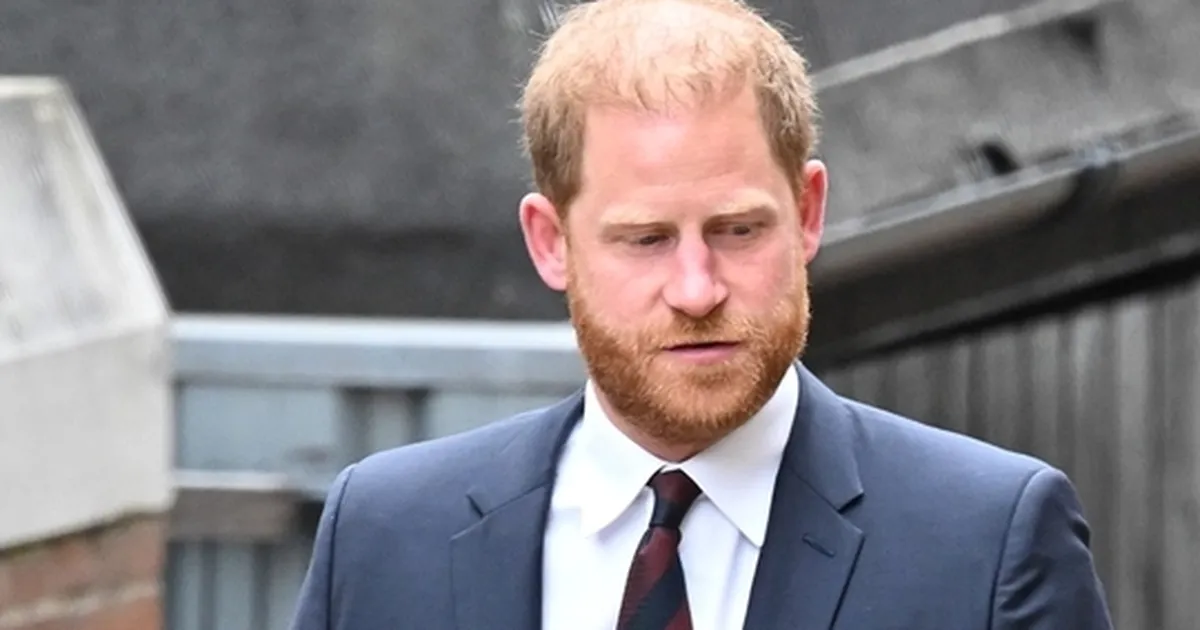 Prens Harry'den aile itirafı