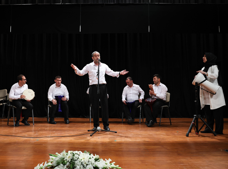 Sakarya'da Başkan Alemdar 'engelsiz' yüreklerle buluştu