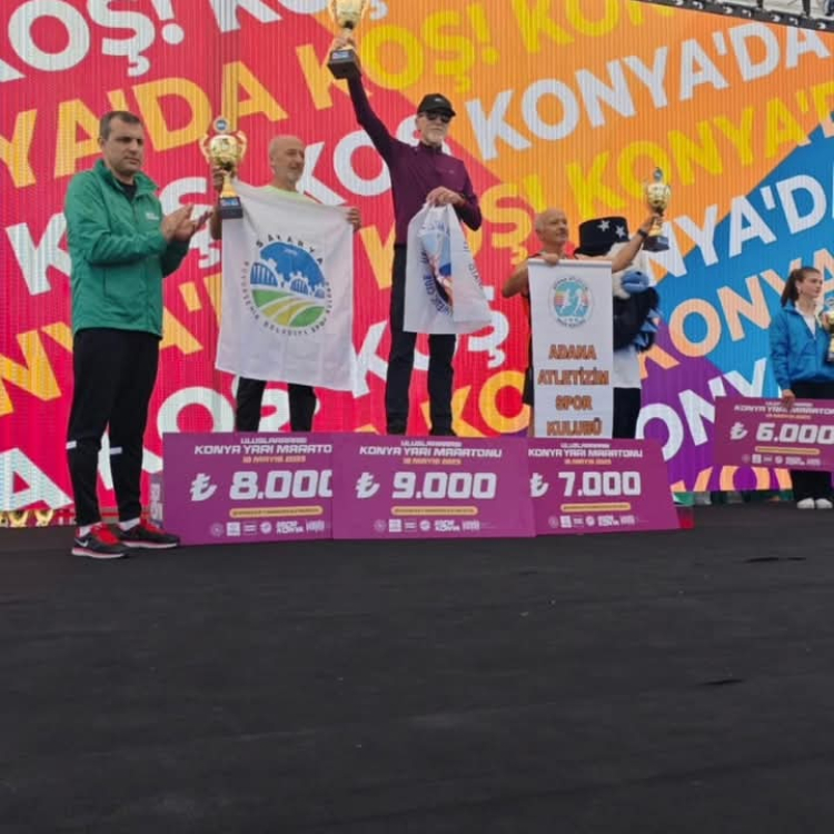 Sakaryalı sporcular madalya kürsüsünü boş bırakmıyor