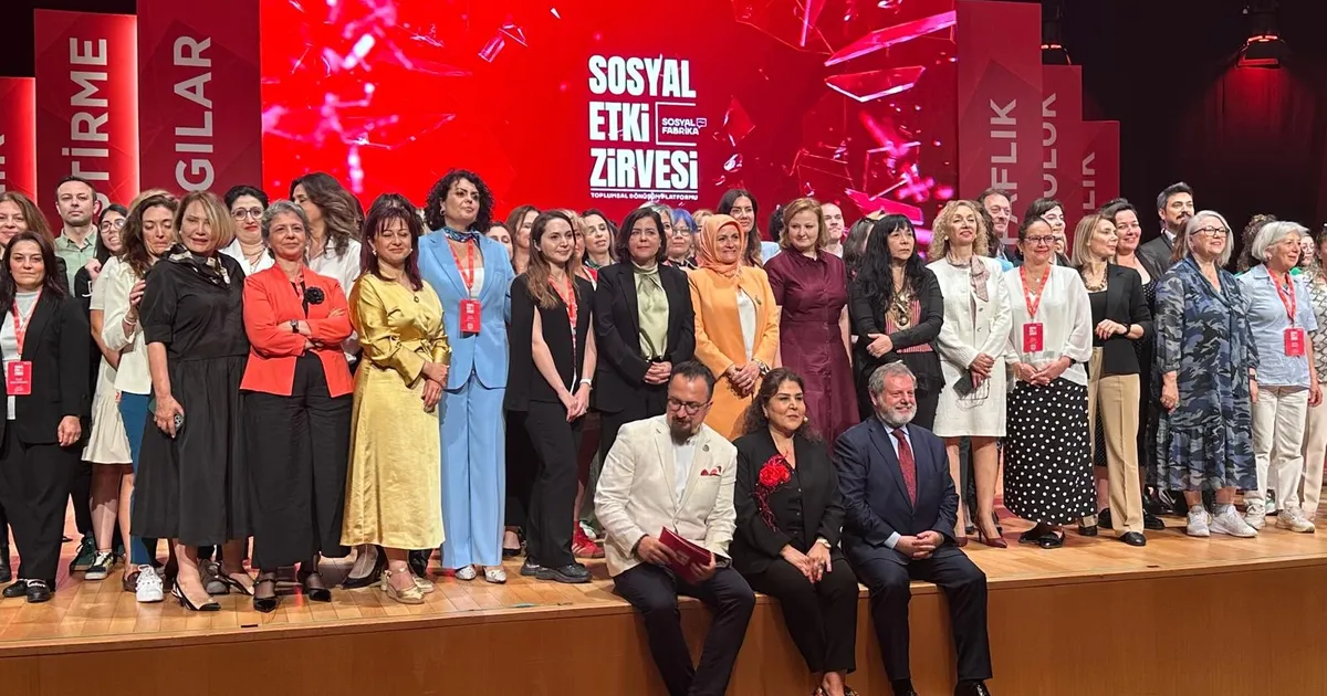 Sosyal Etki Zirvesi’nden güçlü mesaj: Eşitsizliklerden eşitlik arıyoruz