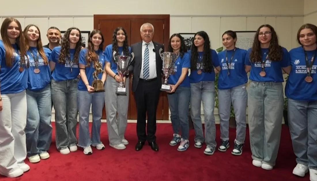 Adana Büyükşehir Belediyespor U18