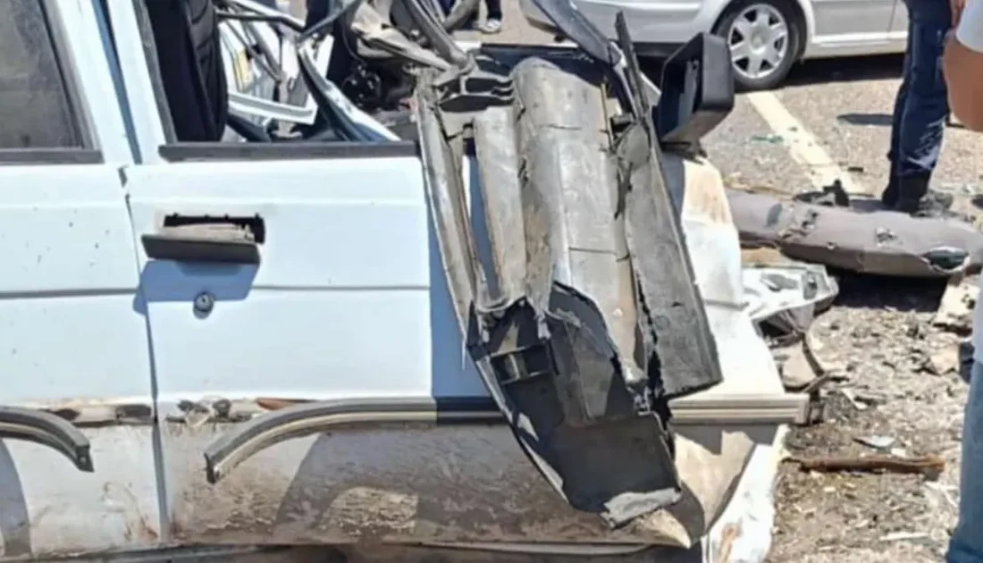 Adıyaman-Samsat karayolunda iki otomobilin