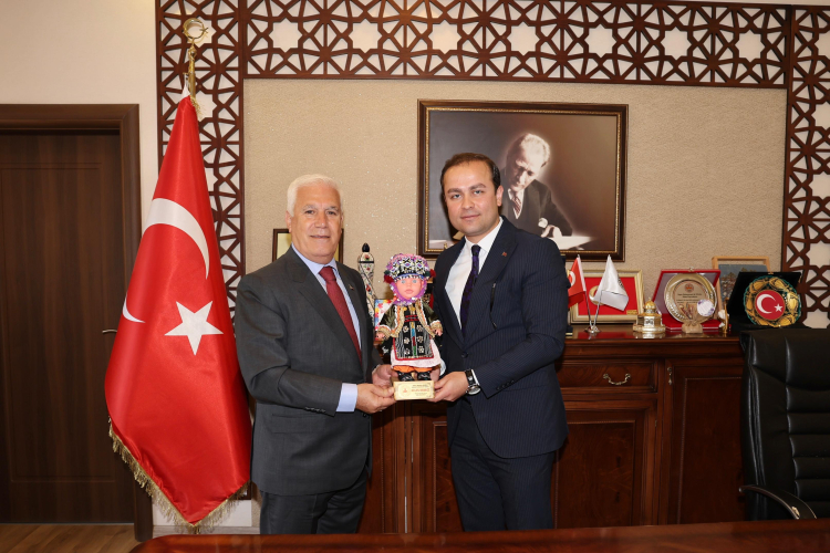 Başkan Bozbey: Çiftçilerimize destekler artarak devam edecek