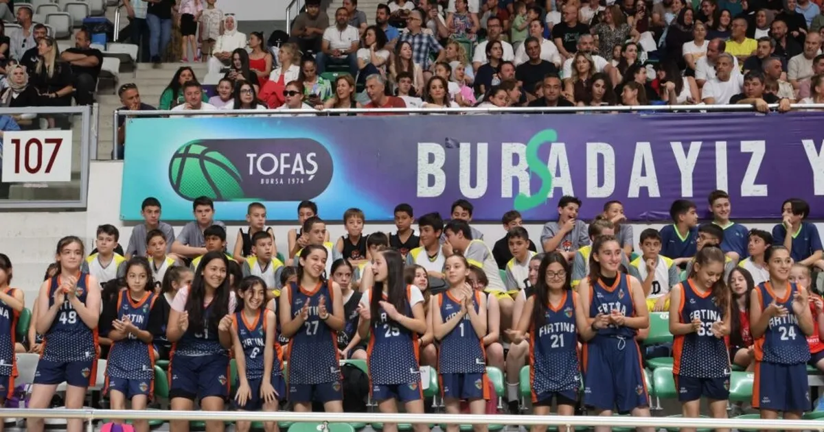 Basketbolda sezon finali Bursa’da yapıldı