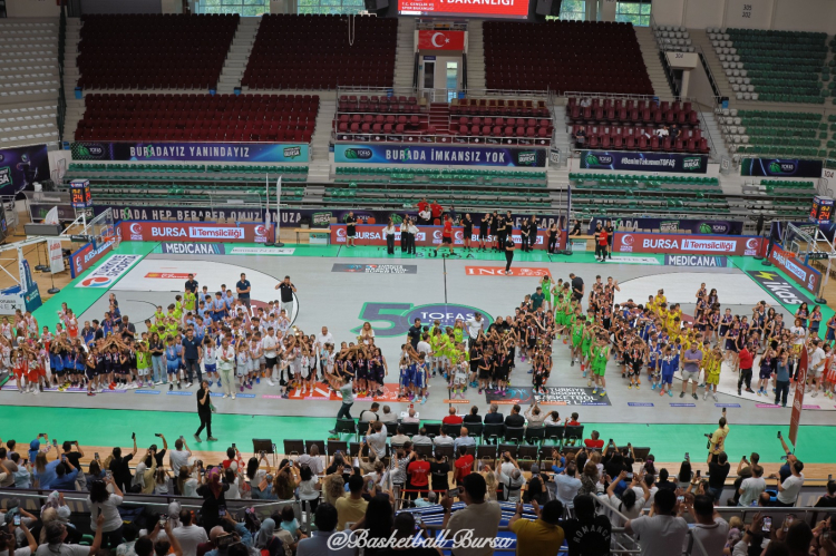 Basketbolda sezon finali Bursa’da yapıldı