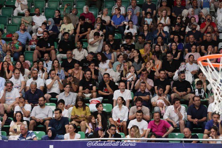 Basketbolda sezon finali Bursa’da yapıldı
