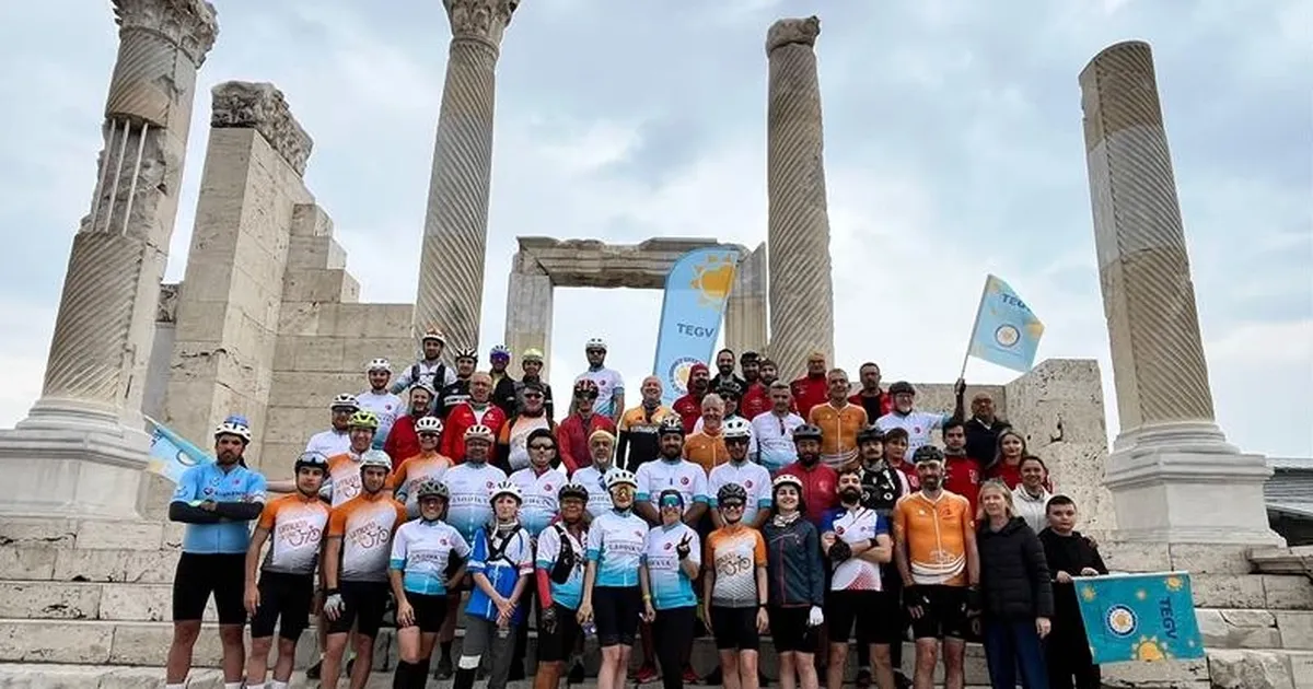 Bisiklet tutkunları, pedallarını TEGV’li çocuklara umut olmak için çevirdi
